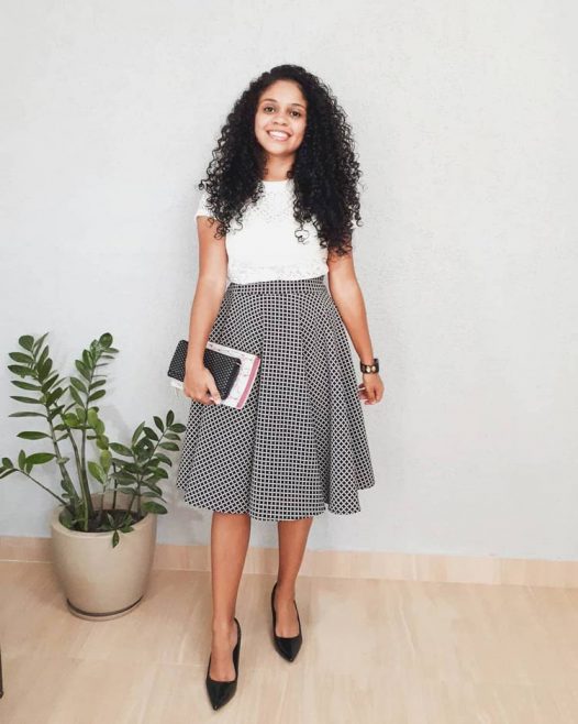 Roupas femininas para ir à Igreja (Culto): modesta, jovens, cristã e ...
