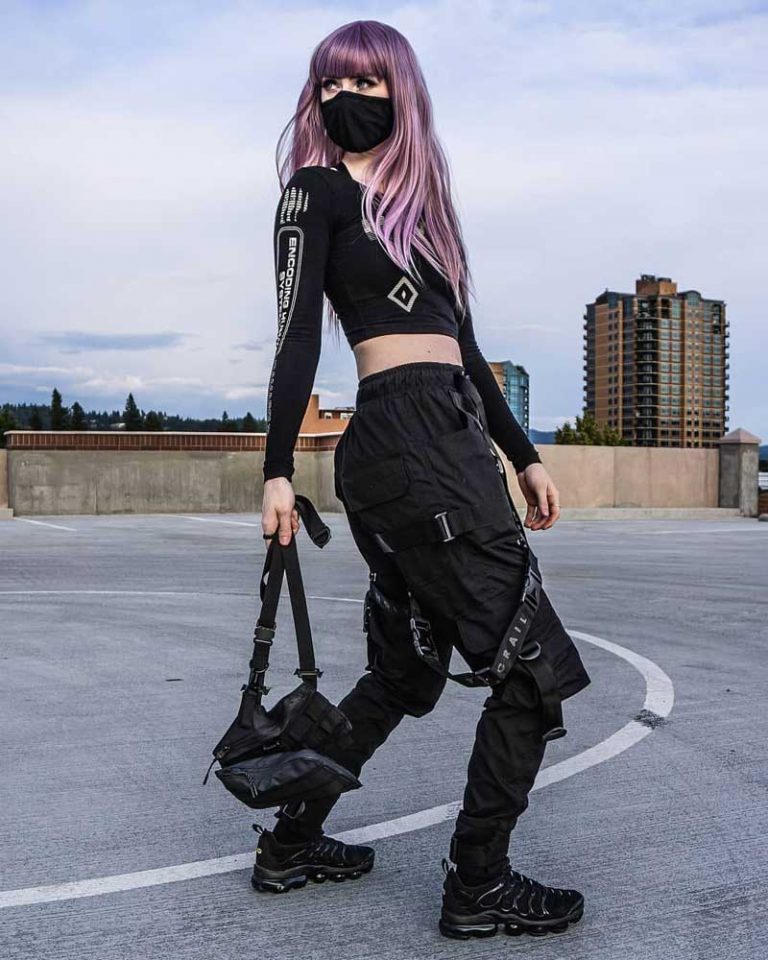 Techpad Roupa Roupas Techwear feminina: moda, looks, inspiração e como usar